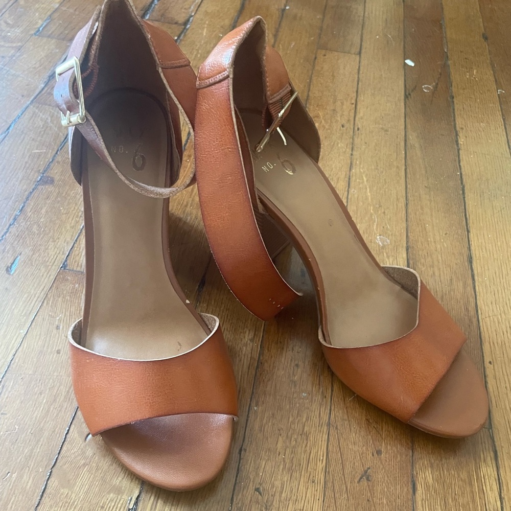 Women's Tan Block Heel Sandals
